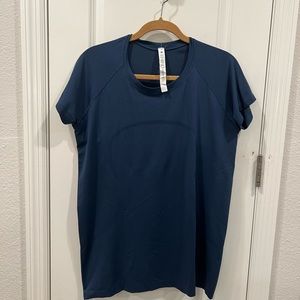 Lululemon - Swiftly Tech